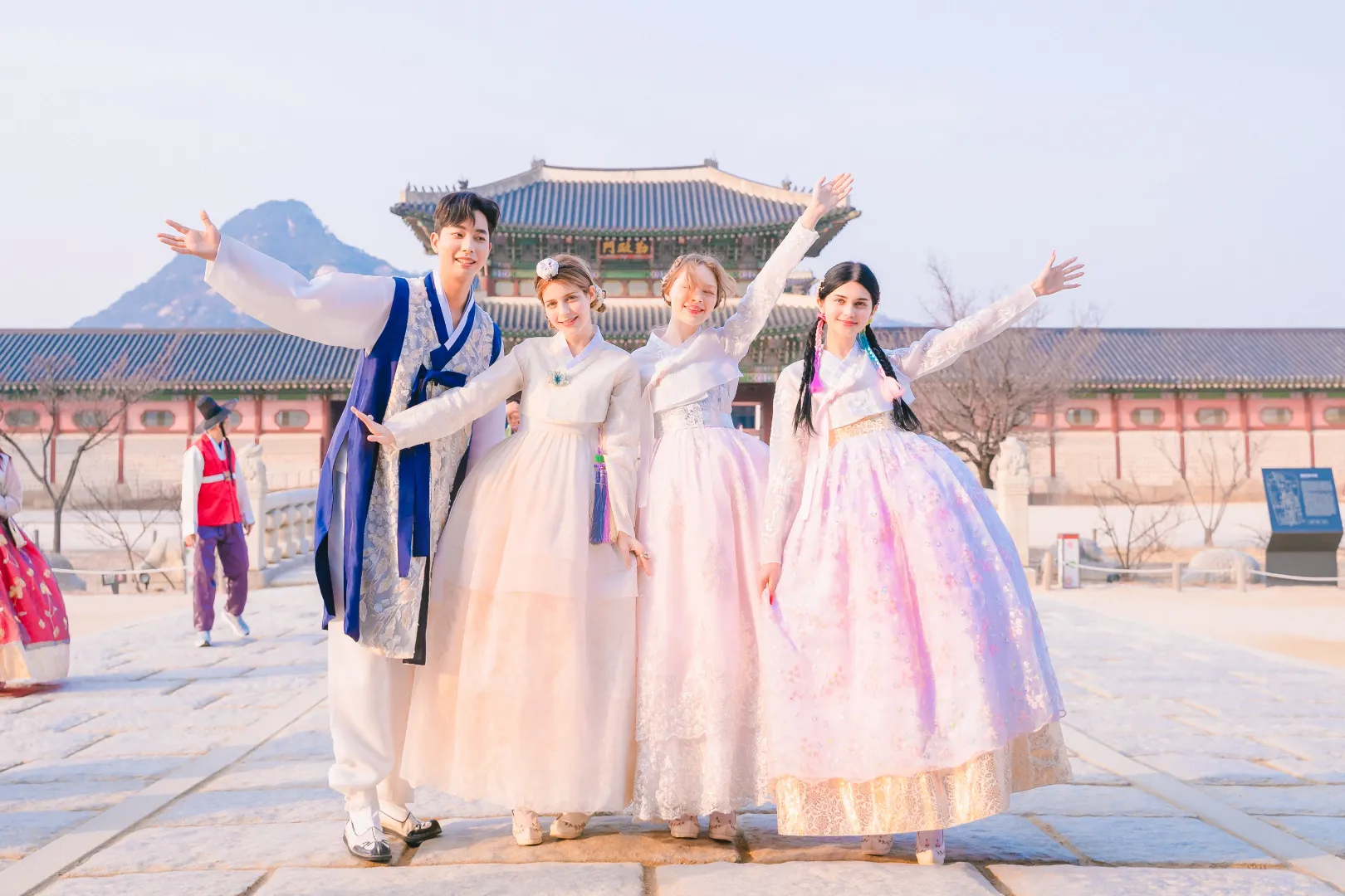 韓服體驗及髮型設計(景福宮分店) 3