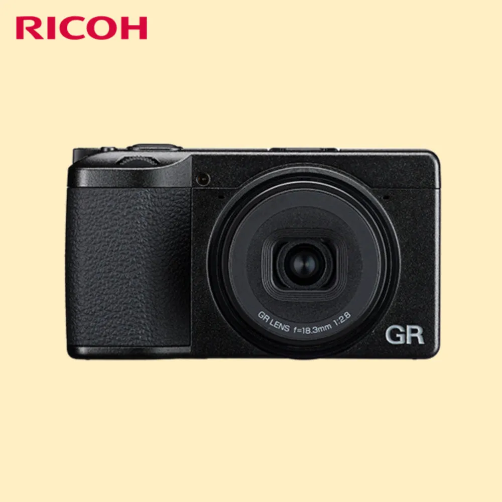 リコーGR4カメラ
